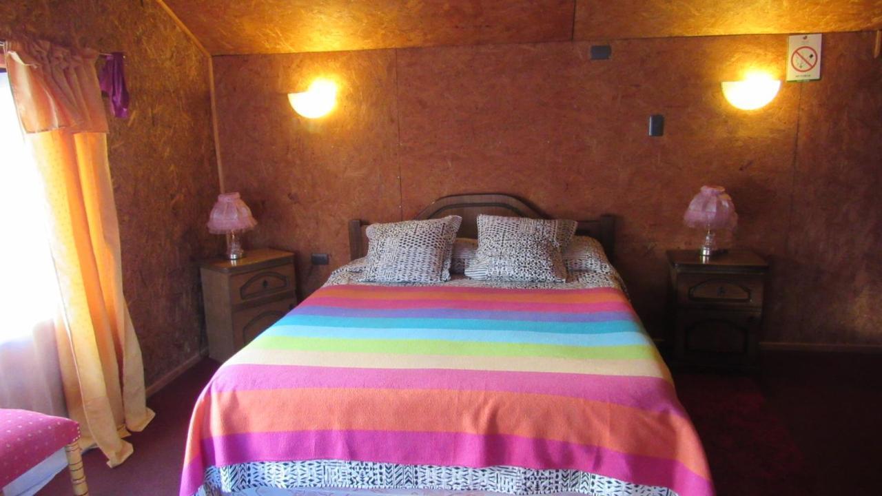 פוארטו גואדאל Hostal Y Cabanas Peumayen מראה חיצוני תמונה