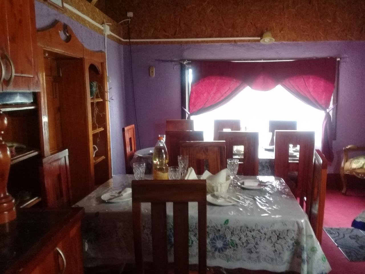 פוארטו גואדאל Hostal Y Cabanas Peumayen מראה חיצוני תמונה